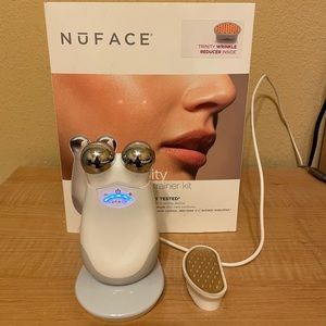 Nuface facial trainer kit with extra wrinkle reducer
